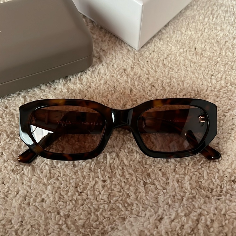 New Vehla felix Sunglasses chocolate tort toffee